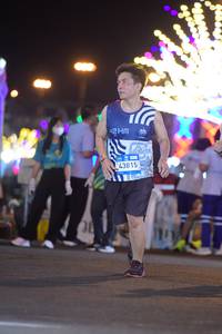 BIB: 43815, 700
                            <button type="button" onclick="openModal(23175248)" class="btn btn-primary btn-sm float-right btn-popup" data-toggle="modal" data-target=".modal-high-quality">
                        <i class="fas fa-shopping-cart"></i> Add to Cart
                    </button>
                                            <button type="button" onclick="isThisMe(23175248, true)" class="btn btn-success btn-sm float-right btn-popup btn-isme hidden" data-toggle="tooltip" data-placement="bottom" title="นี่คือรูปของคุณใช่ไหม คลิกที่นี่เพื่อเอาเข้าอัลบั้ม">
                        <i class="fas fa-plus"></i> Add to album
                    </button>
                    <button type="button" onclick="isThisMe(23175248, false)" class="btn btn-warning btn-sm float-right btn-popup btn-isnotme hidden">
                        <i class="fas fa-ban"></i> Remove from album
                    </button>